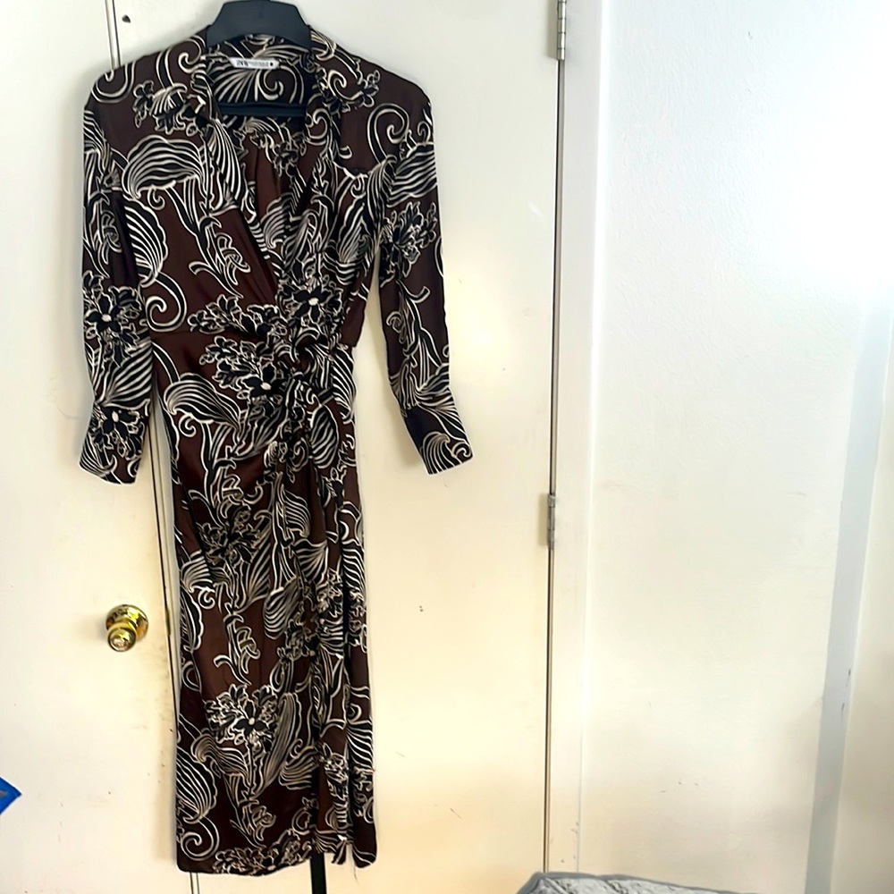 Zara Brown dress with Flower Print